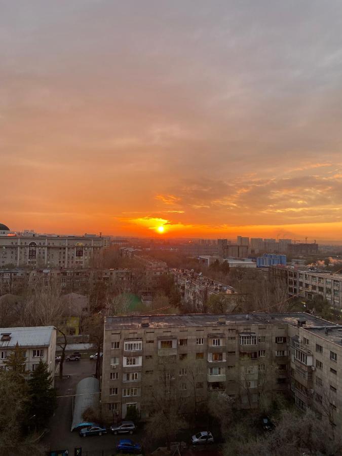 Ferienwohnung Жк Весна Almaty Exterior foto